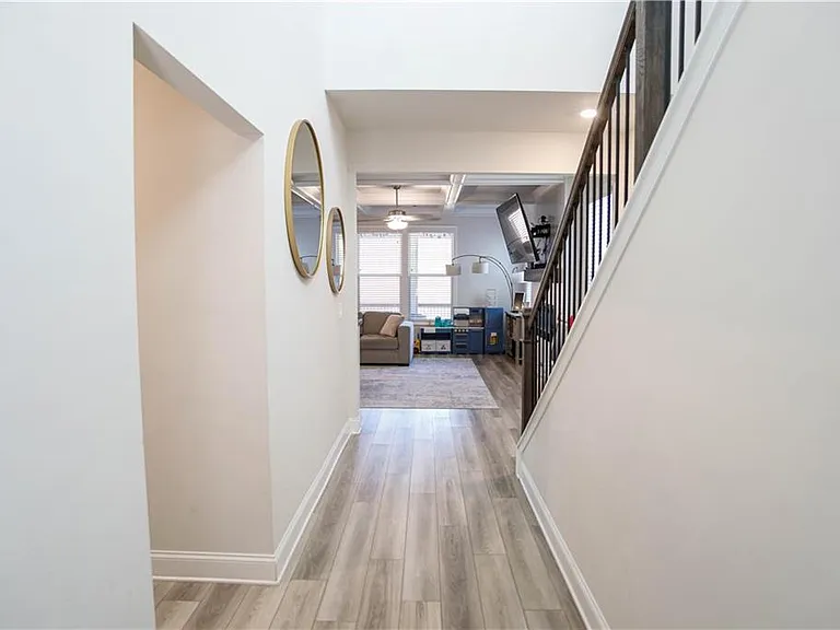 5329 Fox Hill Ln — Photo 37