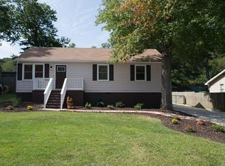 15904 Gary Ave, Chester, VA 23831