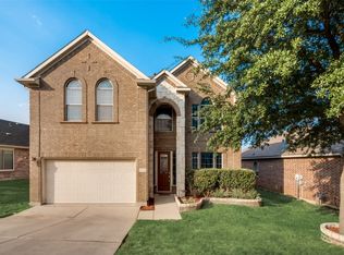 5704 Minnow Dr, Fort Worth, TX 76179
