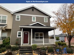 849 N Haskell St, Central Point, OR 97502