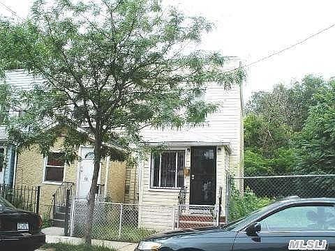 5th image of 11814 153rd St