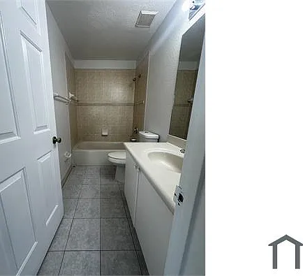 2718 SE 15th Pl — Photo 17
