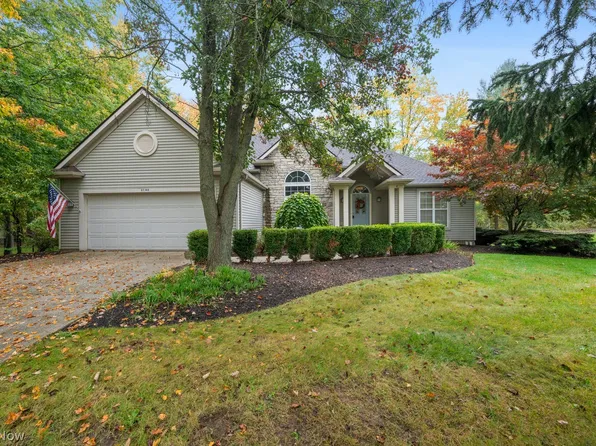 3140 Elisha Ln, Twinsburg, OH 44087