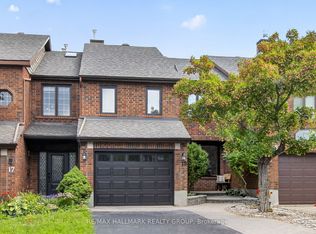 19 Windeyer Cres, Ottawa, ON K2K 2P6