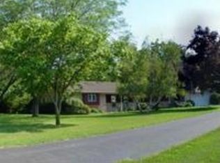 3359 Kerlikowske Rd, Coloma, MI 49038