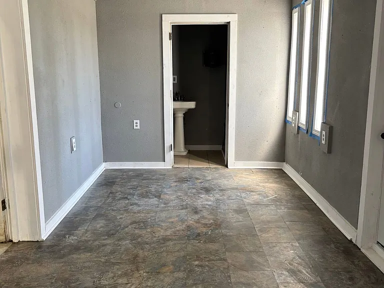 1026 Belt St #1 — Photo 6