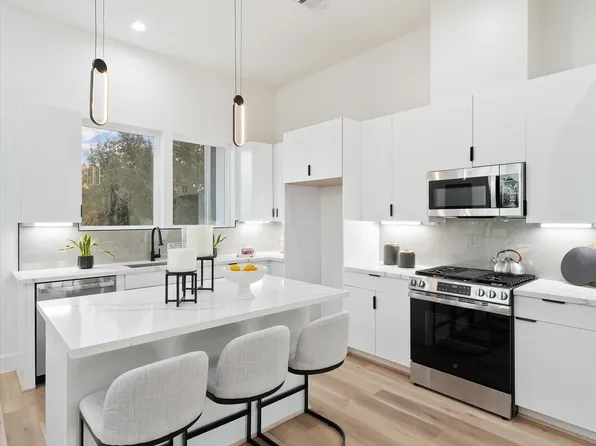 6627 Katarani Dr, Houston, TX 77091