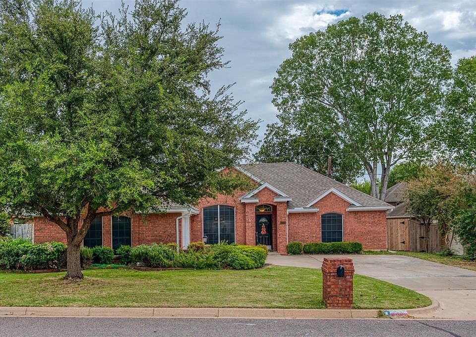 1st image of 6205 Brookstone Dr