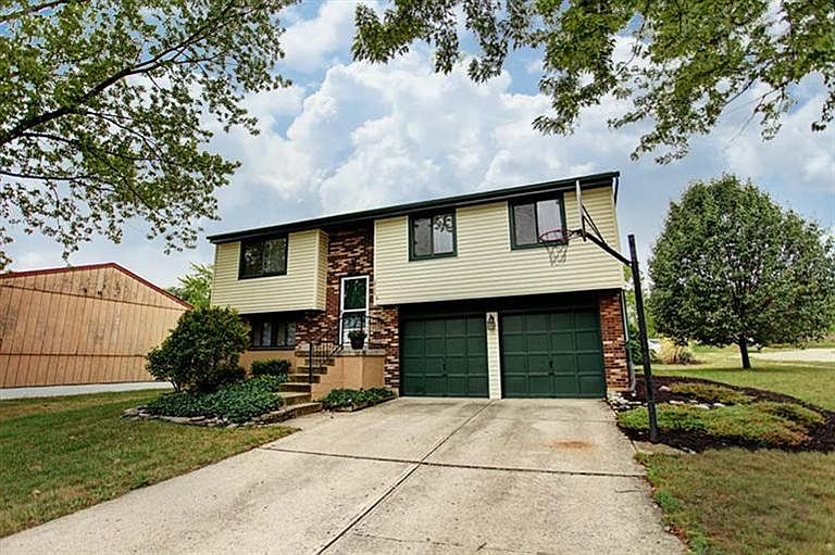 1st image of 2734 Highland Village Ln