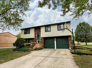 2734 Highland Village Ln, Miamisburg, OH 45342