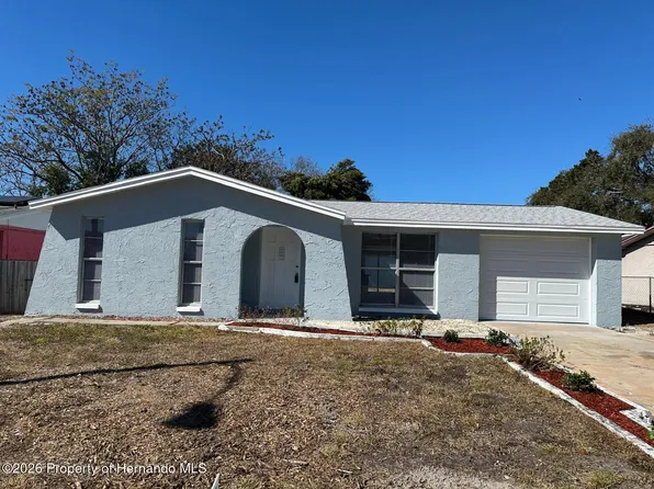 11011 Zimmerman Rd #1, Pt Richey, FL 34668