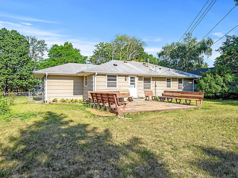 6339 Vincent Ave S — Photo 4