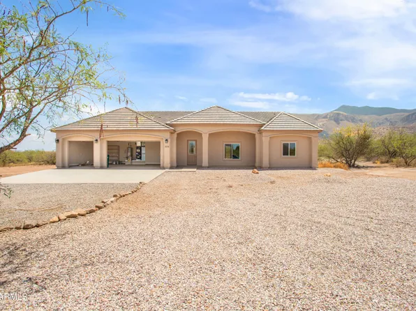 3076 E Anika Way, Hereford, AZ 85615