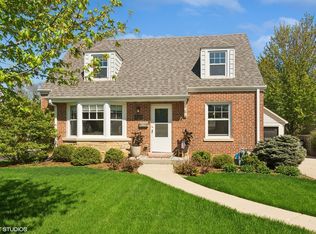 409 N Douglas Ave, Arlington Heights, IL