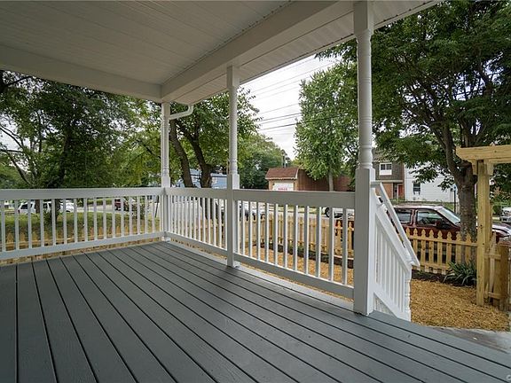 3rd image of 1405 Mechanicsville Tpke