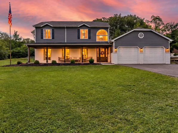 13133 Fillmore St, Crown Point, IN 46307