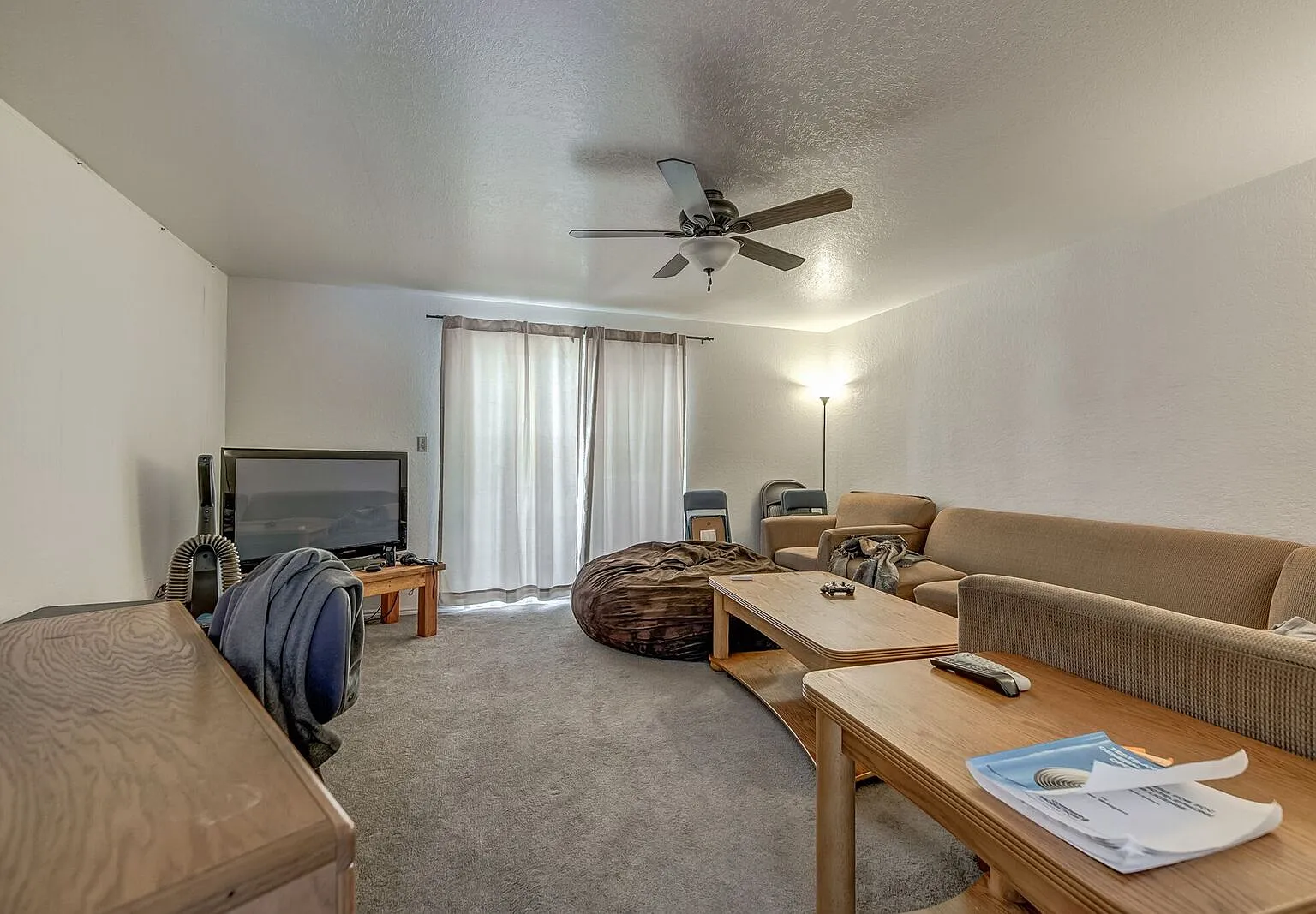 4 bed, 1344 sqft, $505 — Photo 2