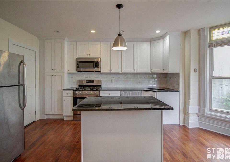 1st image of 405 Sterling Pl #2A
