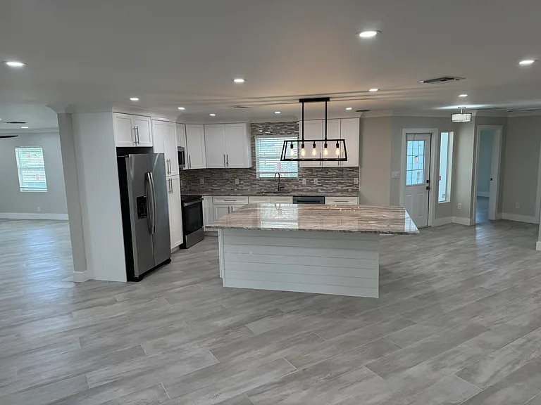 2504 SW Horseshoe Trl — Photo 5