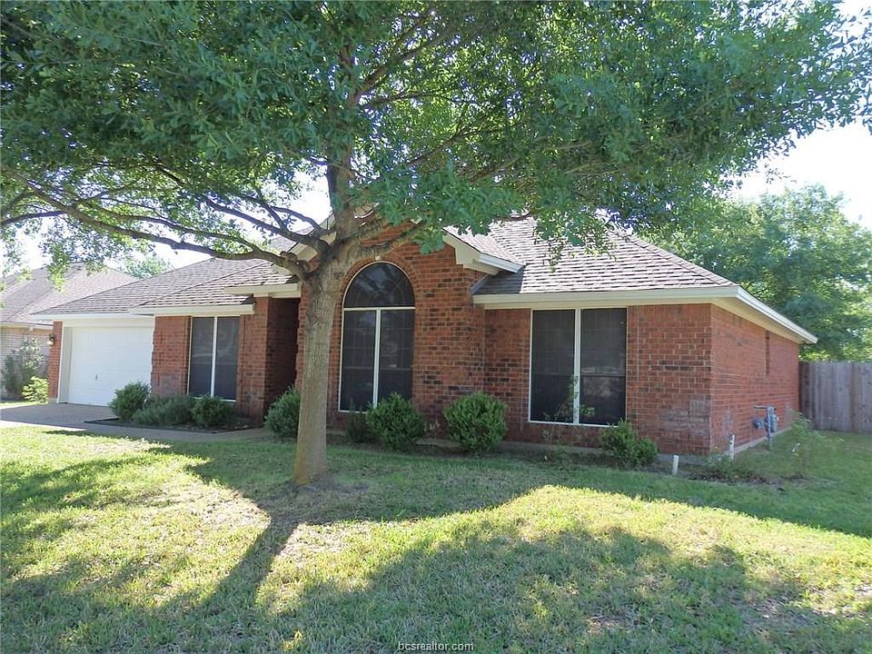 1st image of 706 Aster Dr