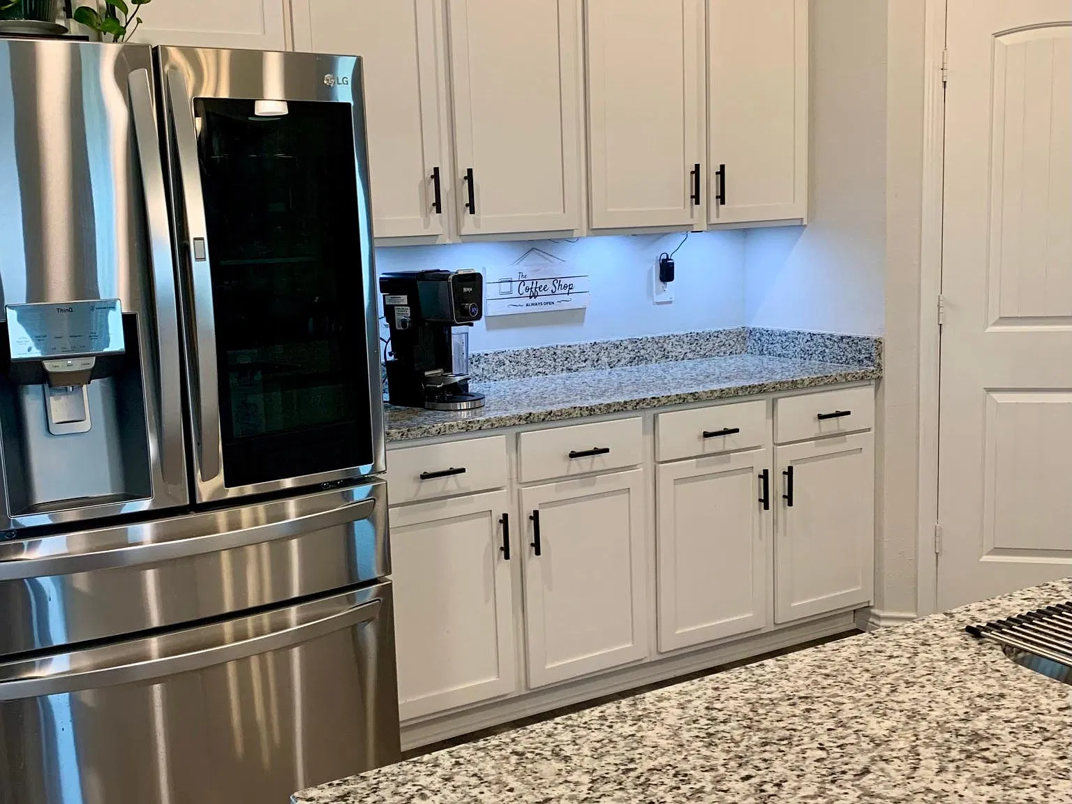 3 bed, 1783 sqft, $2,299 — Photo 4