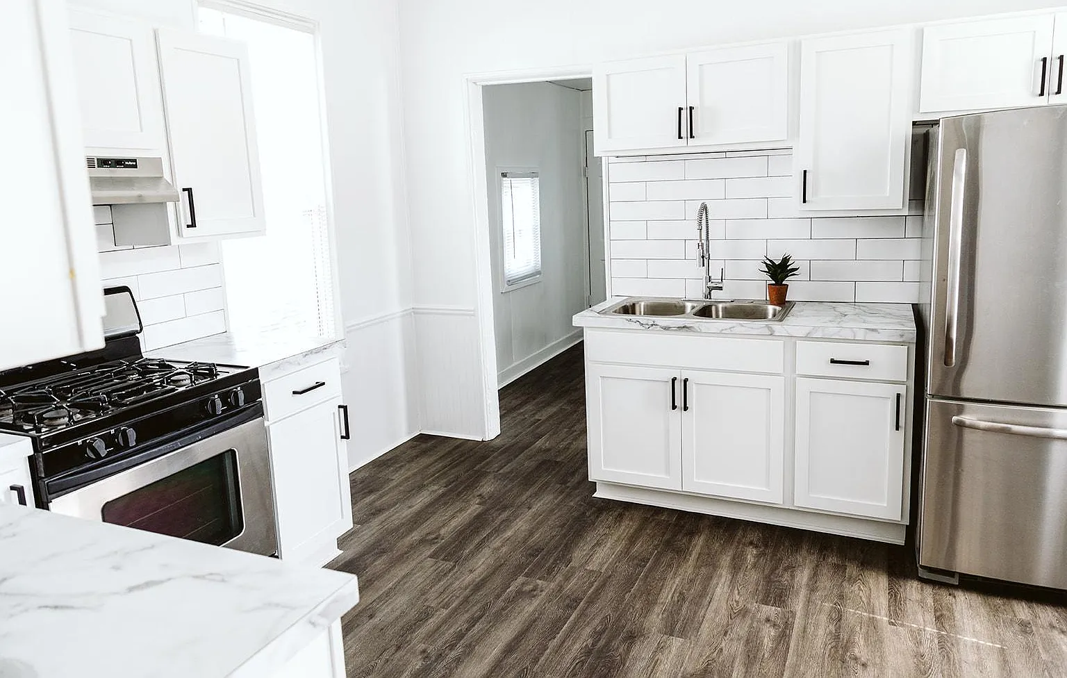 4 bed, 1300 sqft, $1,995 — Photo 3