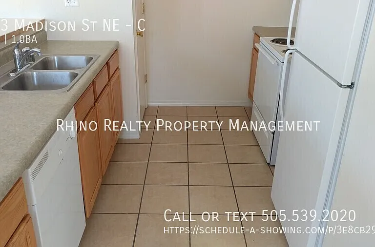 623 Madison St NE #C — Photo 11