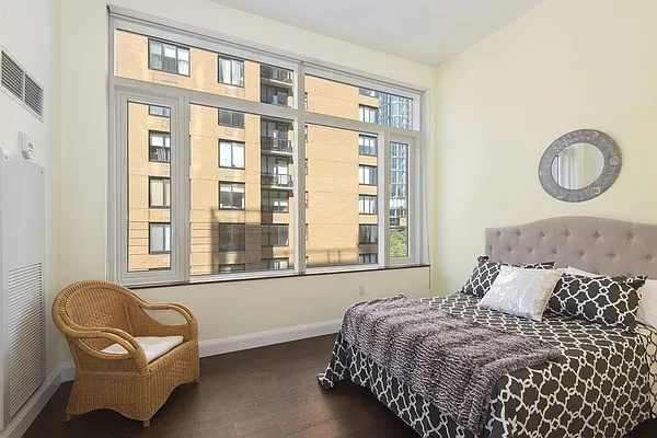 Rented by Battery Park Realty | media 27