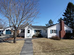 502 Kennebec Rd, Machias, ME 04654