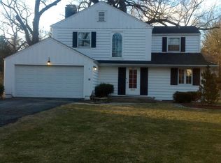 3723 N Oak Park Dr, Peoria, IL