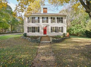 61 Pleasant St, Middleboro, MA 02346