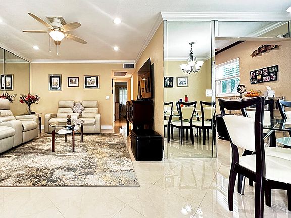 2nd image of 593 Durham U #593