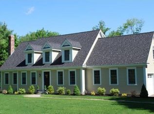 18 Stonebridge Rd, Groveland, MA 01834