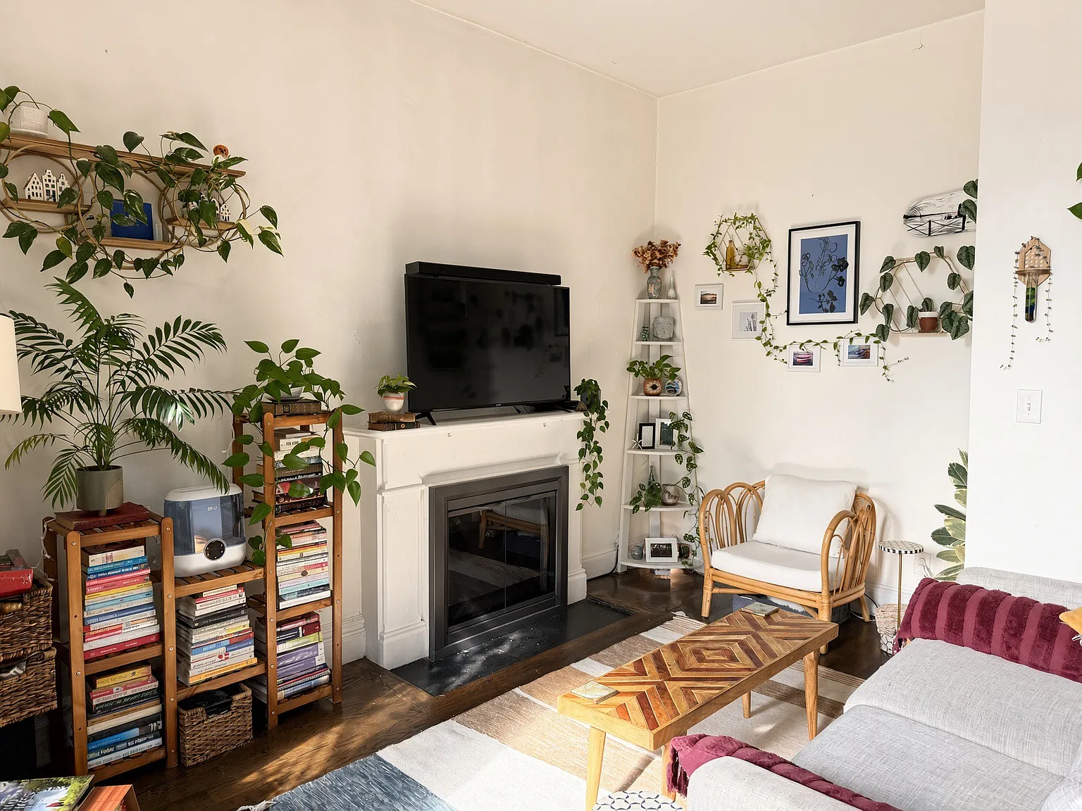1 bed, 500 sqft, $2,940 — Photo 1