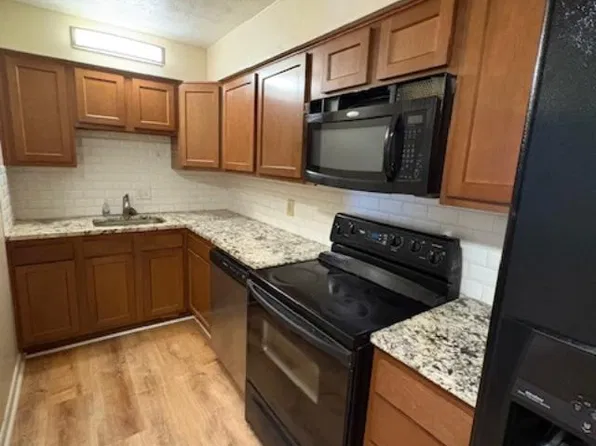65 E 18th Ave #B, Columbus, OH 43201