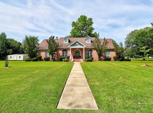 100 Willow Oaks Dr, Headland, AL 36345