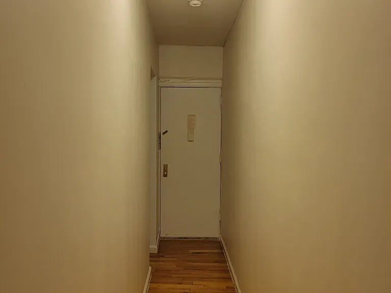 148 W 67th St #10 — Photo 5