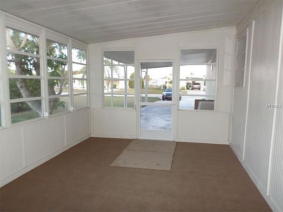 3rd image of 1408 Flamingo Dr