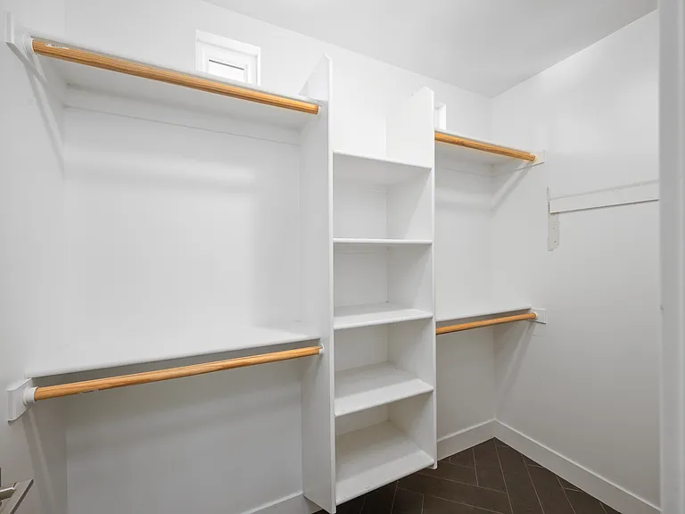 3247 E Roma Ave — Photo 18