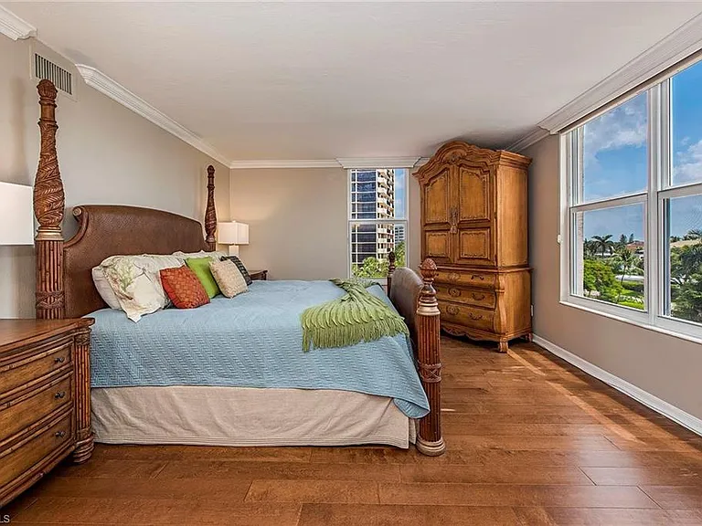 10701 Gulf Shore Dr #502 — Photo 5