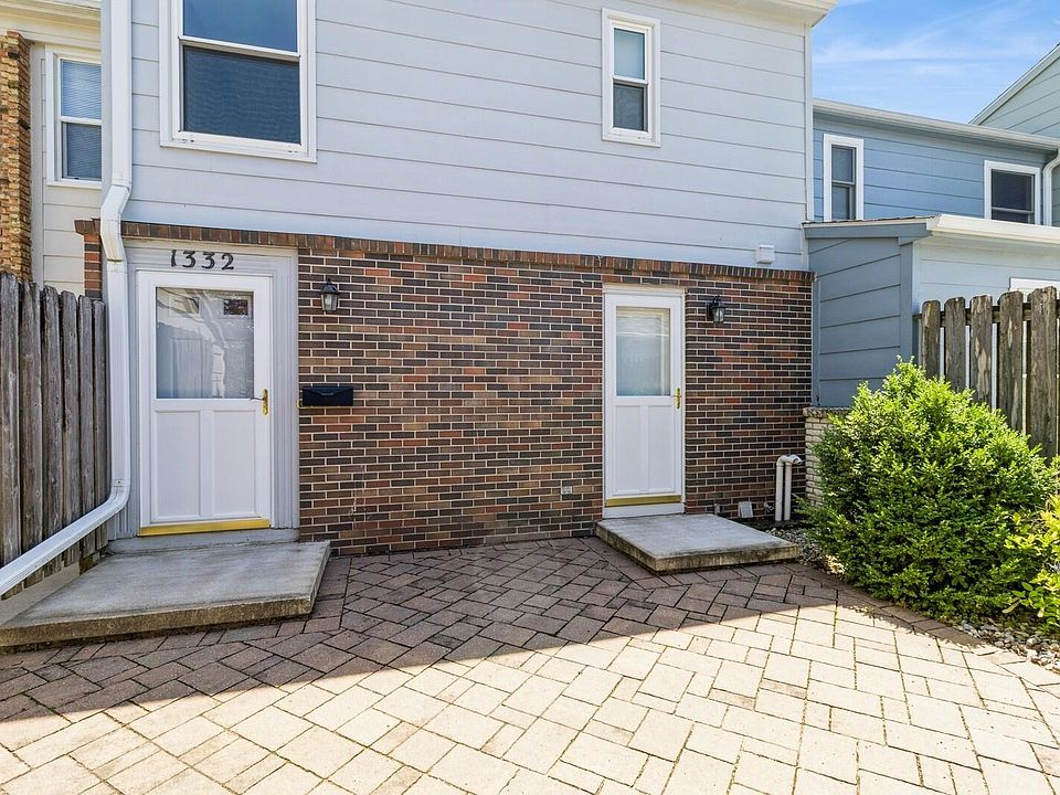 1st image of 1332 Truman Pl