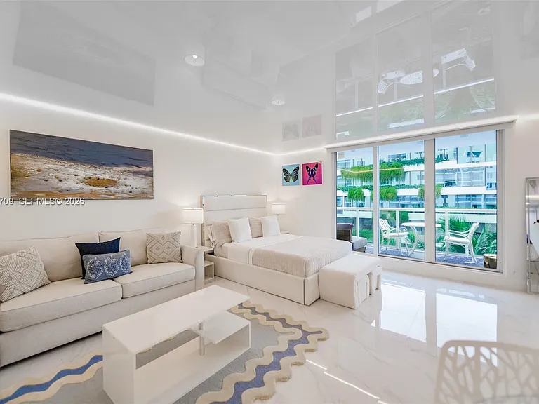 2301 Collins Ave #529 — Photo 6