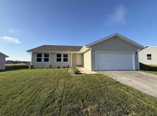 620 E Maple Beach Dr, Edgerton, WI 53534