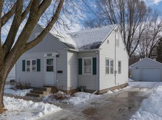 926 13th Ave NE, Rochester, MN 55906