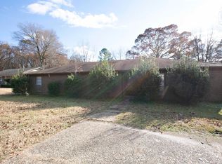 27 E Laramie Dr APT B, Sherwood, AR 72120