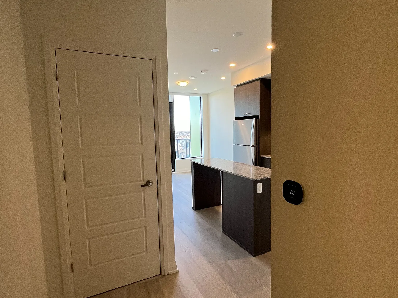 2 bed, $2,500 — Photo 4