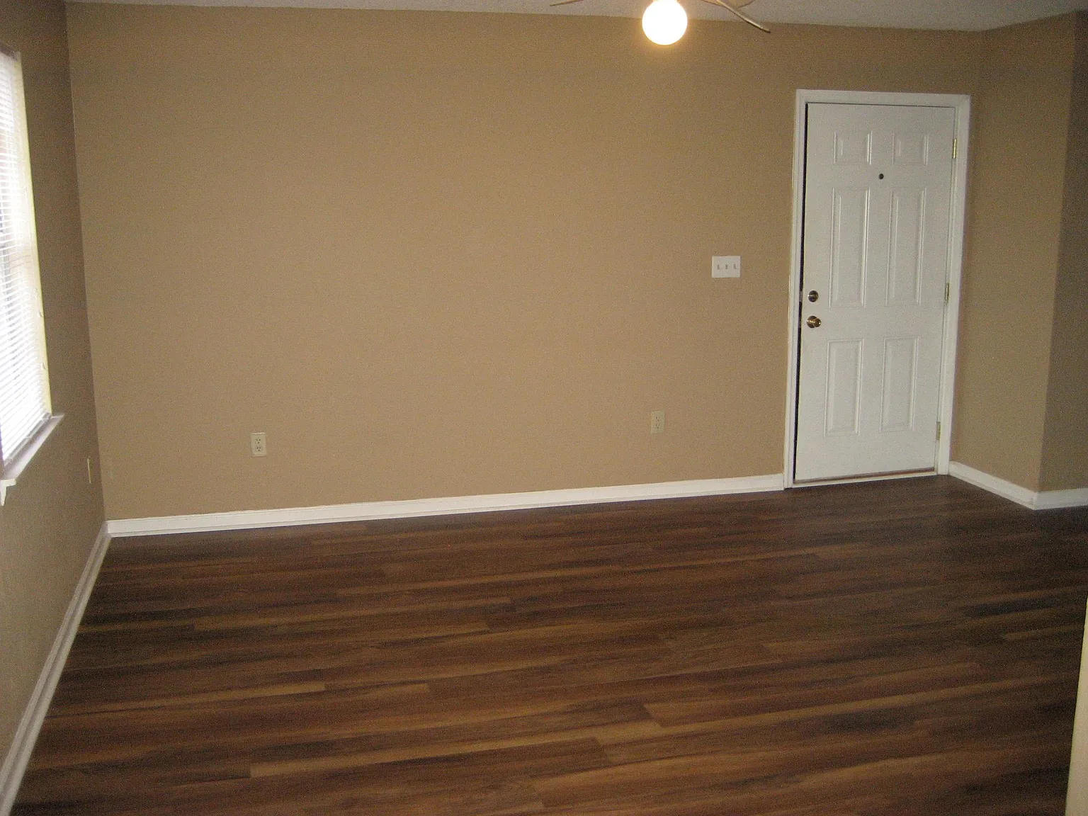 741 W Montgomery St — Photo 3