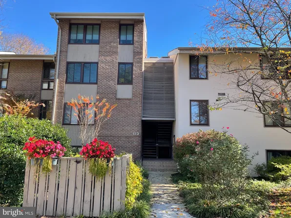 113 Cross Keys Rd #R113a, Baltimore, MD 21210