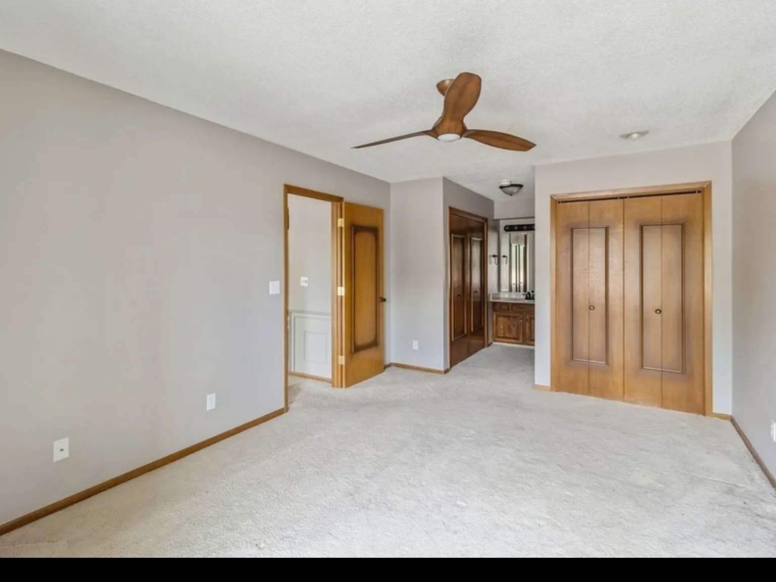 2 bed, 1142 sqft, $1,290 — Photo 3