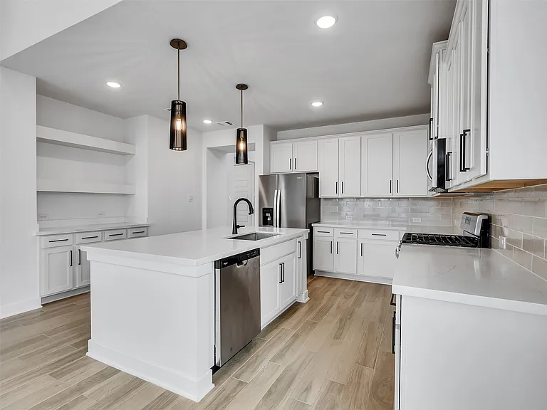 31422 Weathered Cabin Ct — Photo 9